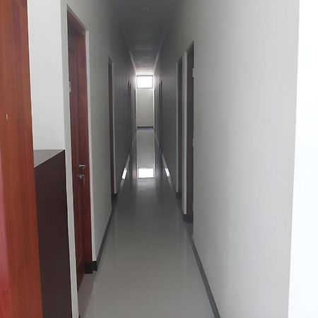 Malioboro Garden Hotel Джокякарта Екстериор снимка