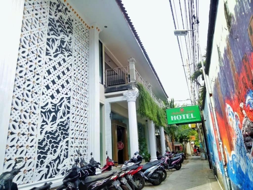 Malioboro Garden Hotel Джокякарта Екстериор снимка