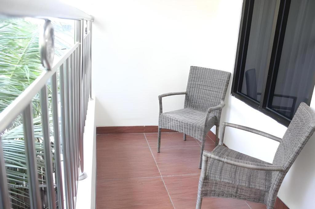 Malioboro Garden Hotel Джокякарта Екстериор снимка