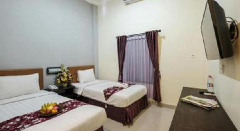 Malioboro Garden Hotel Джокякарта Екстериор снимка