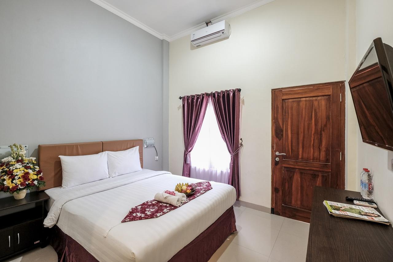 Malioboro Garden Hotel Джокякарта Екстериор снимка